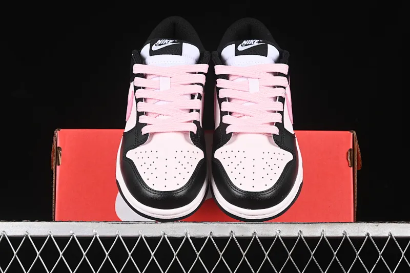 All categories Nk SB Dunk series Nk SB Dunk Low low-top sneakers Nk Dunk Black Pink Steam Puppet Kirino Sakura SB low-top casual sneakers CW1590-100